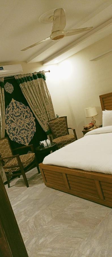 Отель Bed & Breakfast Исламабад Номер фото