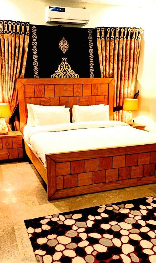 Отель Bed & Breakfast Исламабад Экстерьер фото